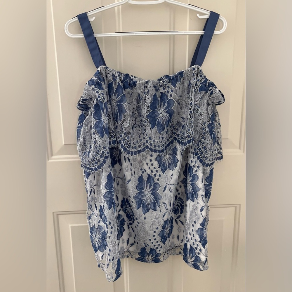 NWT Lane Bryant 18/20 Blue White Lace Top detachable Strap